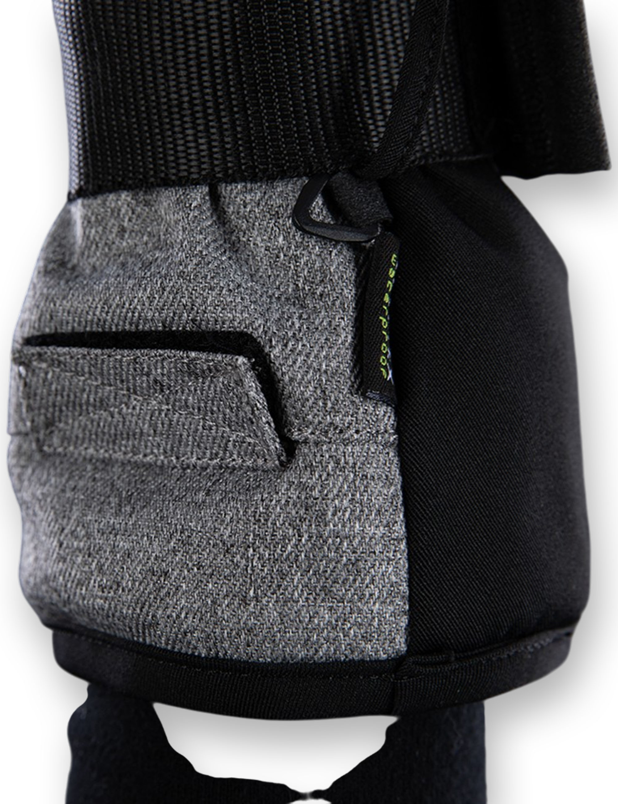 Board Mitten